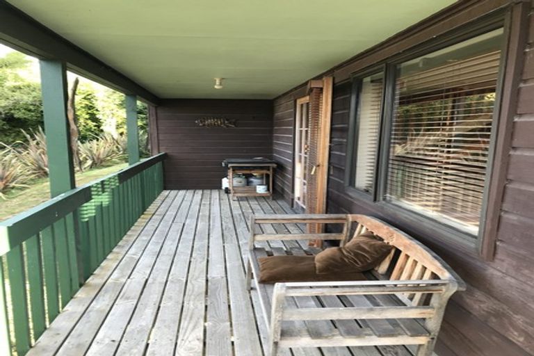 Photo of property in 8 Turangitukua Terrace, Kuratau, Turangi, 3381
