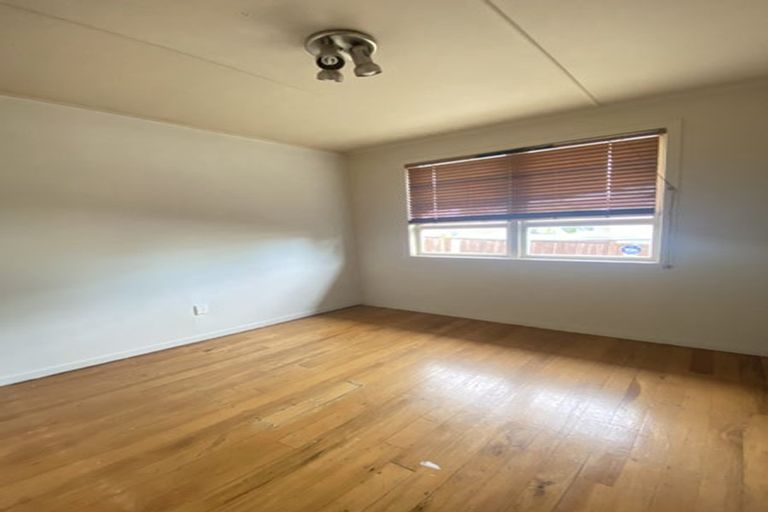 Photo of property in 24 Dagenham Street, Manurewa, Auckland, 2102