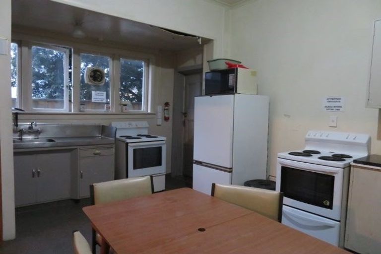 Photo of property in 34 Bay Street, Petone, Lower Hutt, 5012