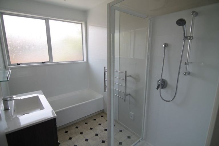 Photo of property in 112 Hay Street, Bromley, Christchurch, 8062