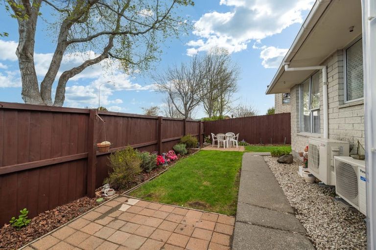 Photo of property in 1/19 Northfield Road, Casebrook, Christchurch, 8051