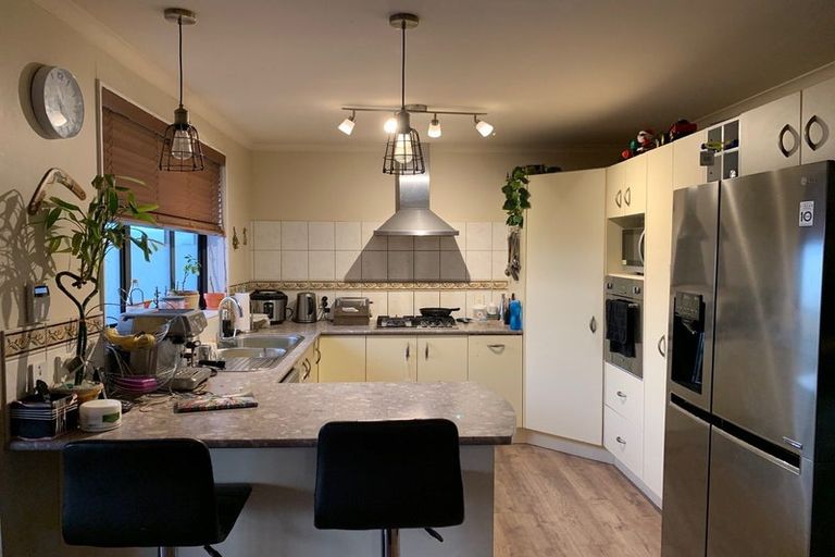 Photo of property in 12 Natasha Lane, Henderson, Auckland, 0612