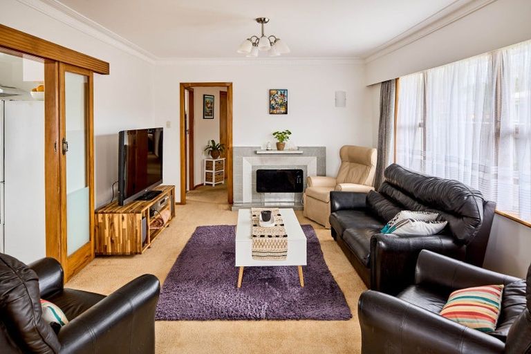 Photo of property in 29 Rosebank Avenue, Avalon, Lower Hutt, 5011