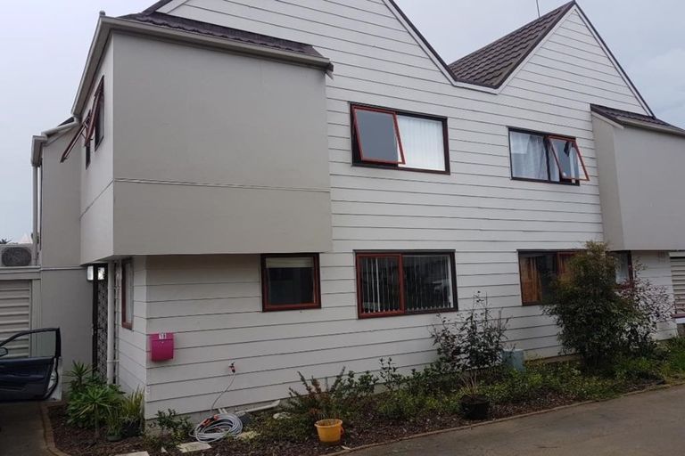 Photo of property in 10/19a Gray Avenue, Mangere East, Auckland, 2024