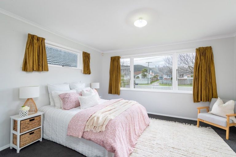 Photo of property in 33 John Street, Trentham, Upper Hutt, 5018