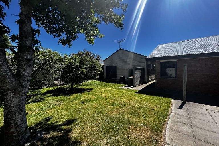 Photo of property in 6b Fovant Street, Russley, Christchurch, 8042