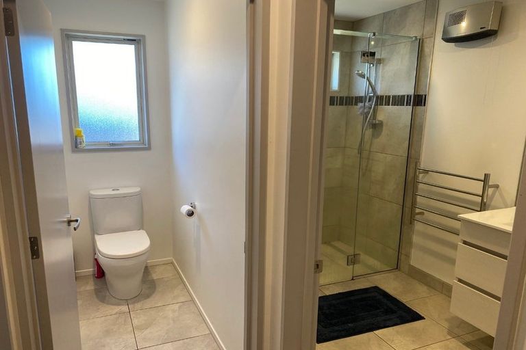 Photo of property in 2/23 Wakelin Place, Redwood, Christchurch, 8051