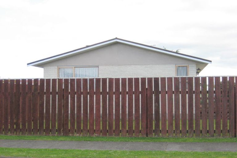 Photo of property in 23 Heather Street, Levin, 5510