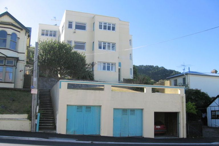 Photo of property in 5/1 Earls Terrace, Mount Victoria, Wellington, 6011