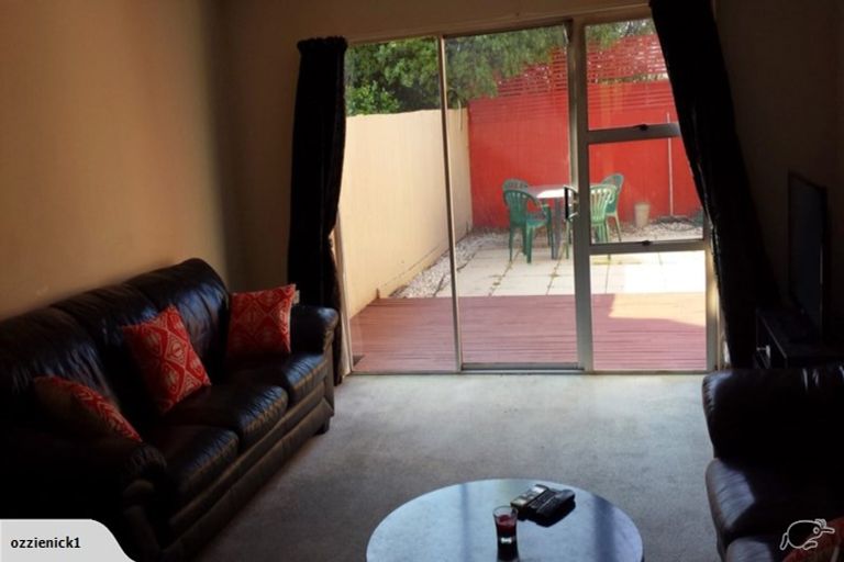 Photo of property in 3/37 Geraldine Street, Edgeware, Christchurch, 8013