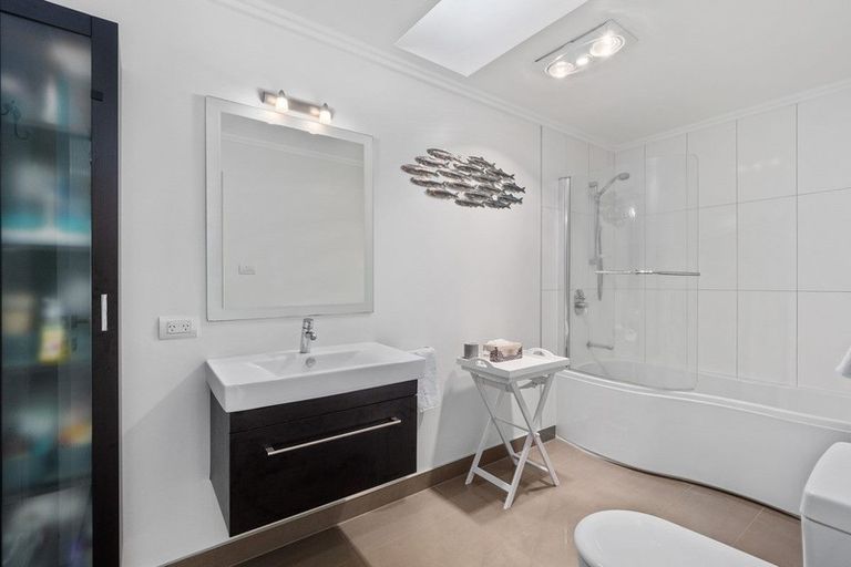 Photo of property in 369c Oceanbeach Road, Mount Maunganui, 3116