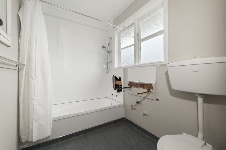 Photo of property in 8 Lyall Place, Bryndwr, Christchurch, 8053