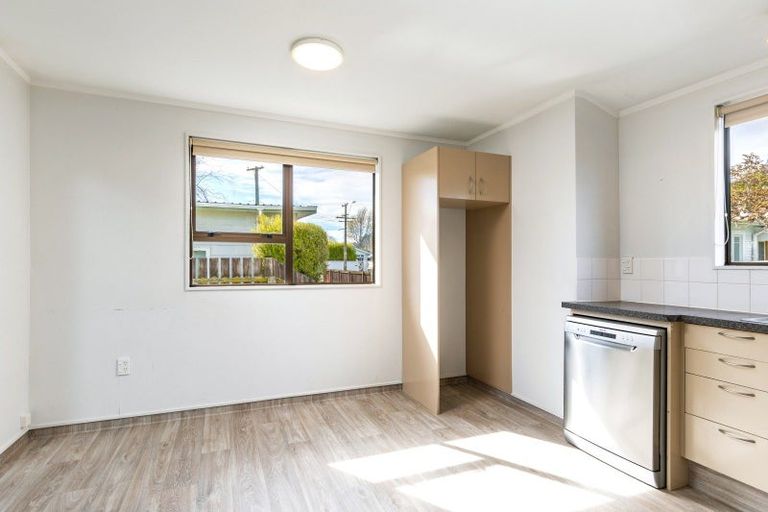 Photo of property in 2/8 Eltham Road, Blenheim, 7201