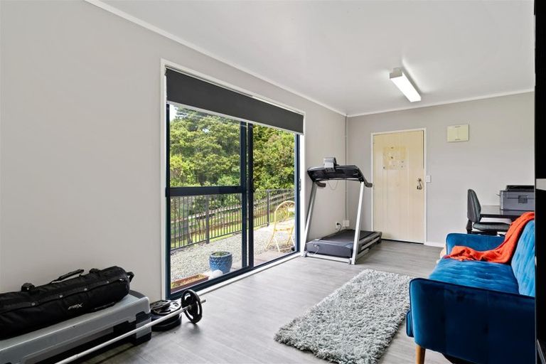 Photo of property in Hurndall Street East, Maungaturoto, 0520