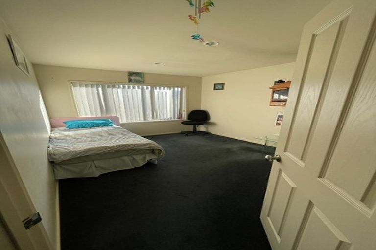 Photo of property in 3 Parkhaven Drive, Rosehill, Papakura, 2113