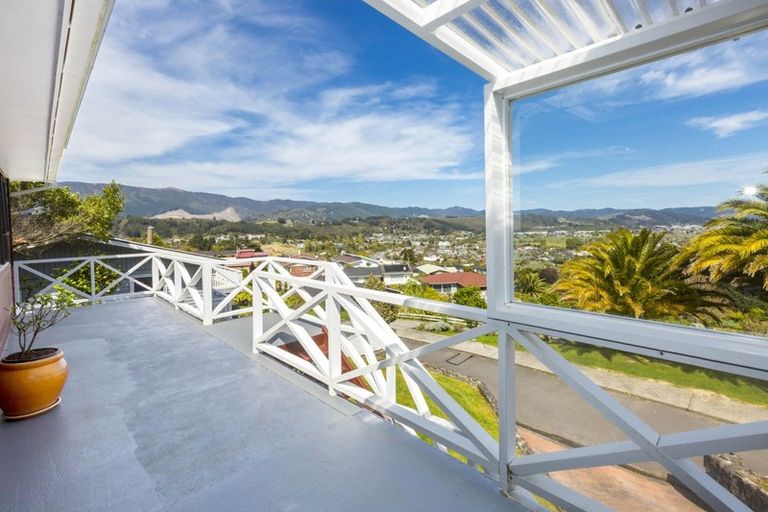 Photo of property in 15 Alleyne Court, Brown Owl, Upper Hutt, 5018