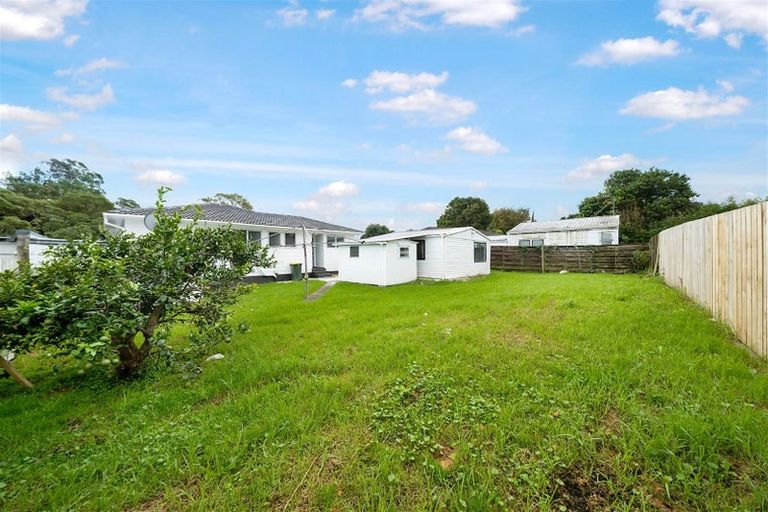 Photo of property in 24 Killington Crescent, Mangere, Auckland, 2022