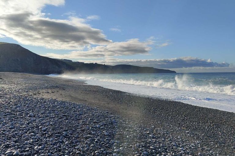 Photo of property in 159 Poranui Beach Road, Little River, 7591