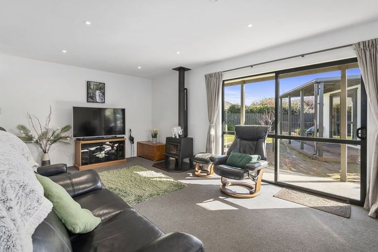 Photo of property in 17a Martin Avenue, Wakefield, 7025