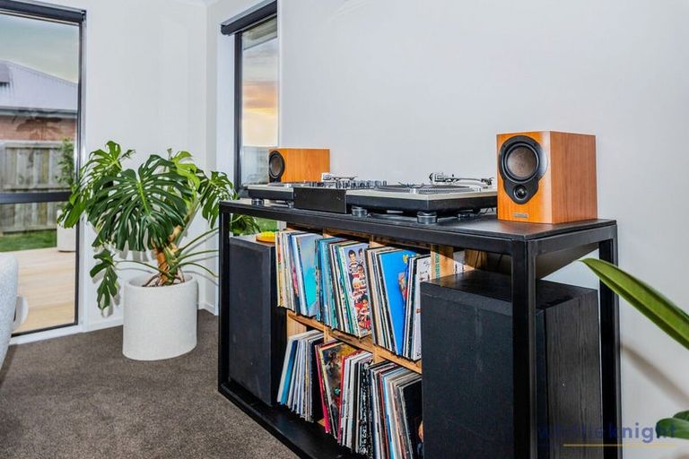 Photo of property in 34 Sholto Duncan Crescent, Halswell, Christchurch, 8025