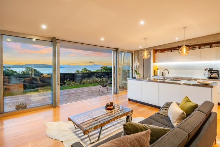 Photo of property in 505 Muritai Road, Eastbourne, Lower Hutt, 5013