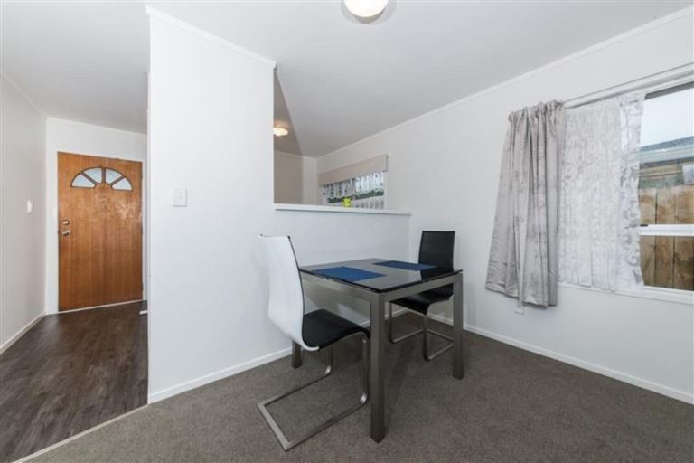 Photo of property in 1/3 Dorendia Place, Clendon Park, Auckland, 2103