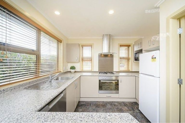 Photo of property in 7 Angelina Way, Kelvin Grove, Palmerston North, 4414