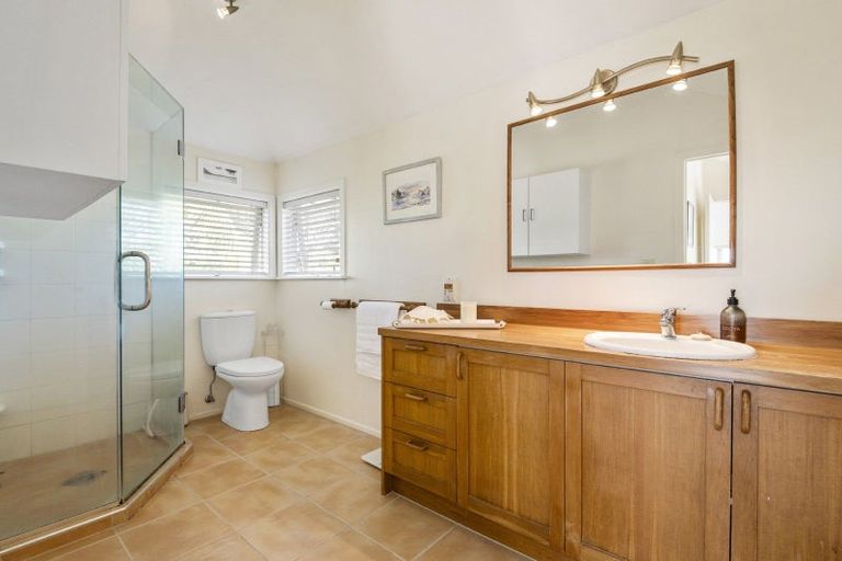 Photo of property in 14 Maleme Avenue, Belmont, Auckland, 0622