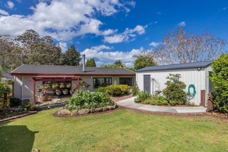 Photo of property in 14 Fairway Drive, Kerikeri, 0230
