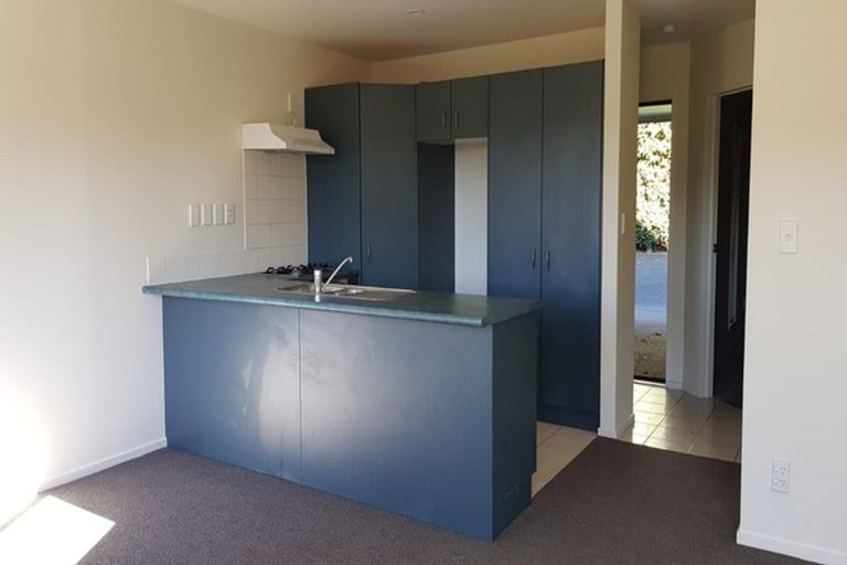 Photo of property in 2/3 Orwell Road, Greenhithe, Auckland, 0632