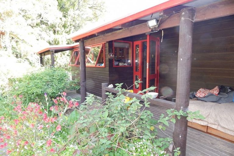 Photo of property in 32 Powerhouse Road, Fairdown, Westport, 7891