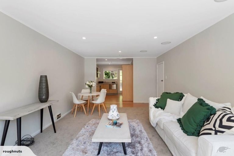 Photo of property in 2/19 Hewitts Road, Merivale, Christchurch, 8014