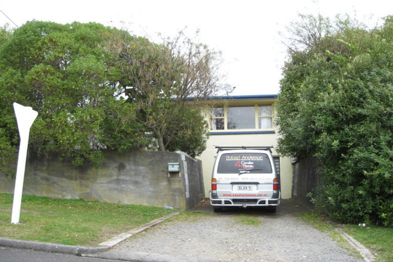 Photo of property in 2 Donnelly Street, Oakura, 4314