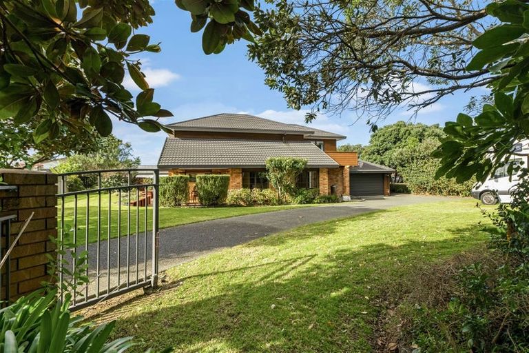 Photo of property in 6 D'urville Place, Gulf Harbour, Whangaparaoa, 0930