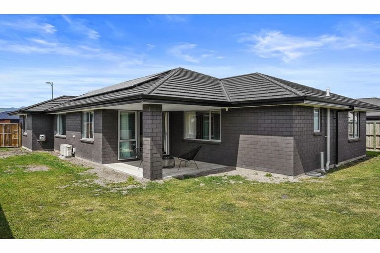 Photo of property in 18 Kilmurry Street, Halswell, Christchurch, 8025