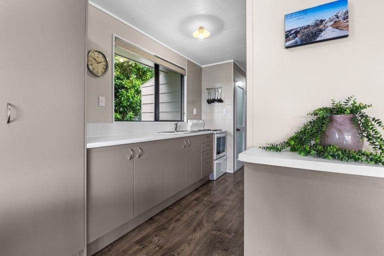 Photo of property in 18 Aoturoa Avenue, Rotoiti Forest, Rotorua, 3074