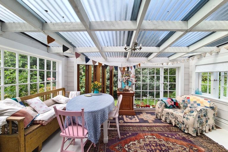 Photo of property in 230 Watt Street, Coromandel, 3506