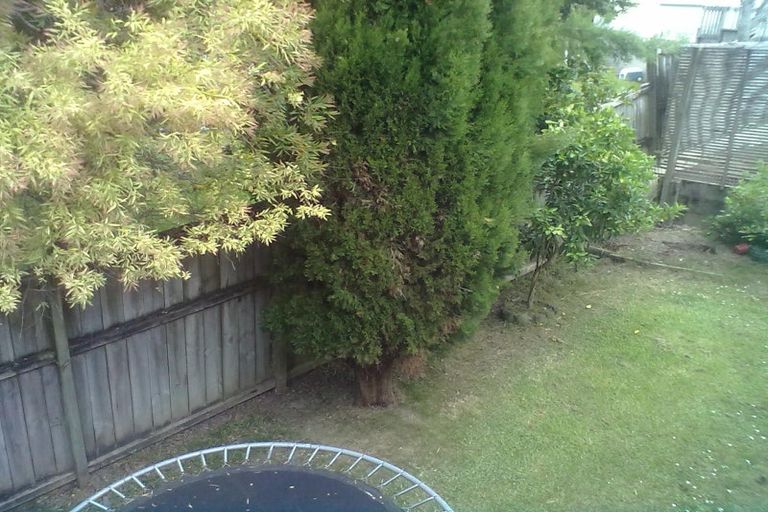 Photo of property in 2/86 Monarch Avenue, Hillcrest, Auckland, 0627