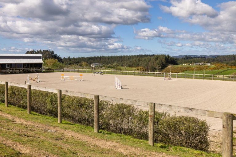 Photo of property in 16 Betty May Drive, Pyes Pa, Tauranga, 3173