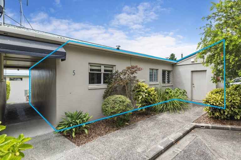 Photo of property in 5/37 Waipa Street, Birkenhead, Auckland, 0626