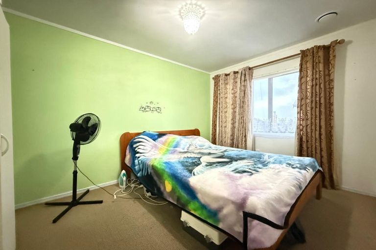 Photo of property in 1/15 Roseberry Avenue, Birkenhead, Auckland, 0626