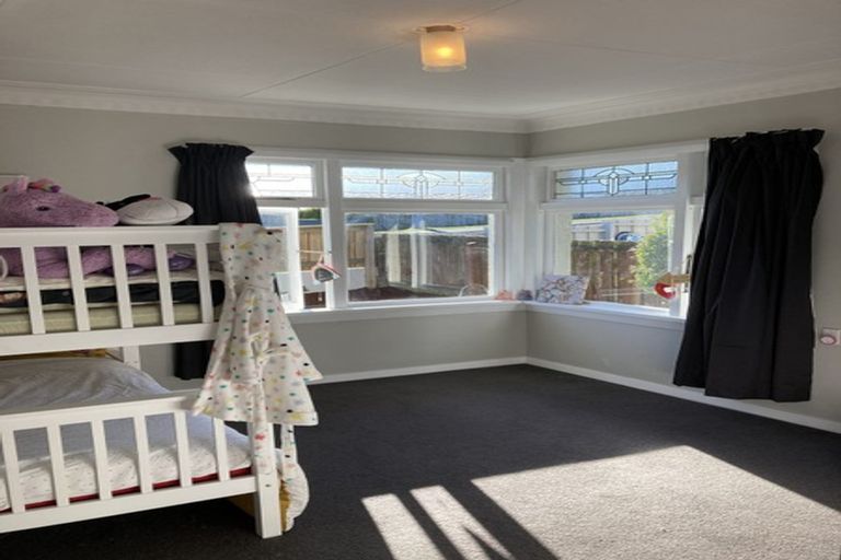 Photo of property in 118 Larnach Road, Vauxhall, Dunedin, 9013