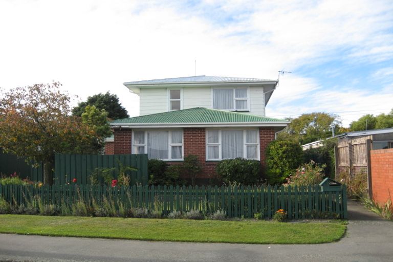 Photo of property in 4 Greenhurst Street, Sockburn, Christchurch, 8042