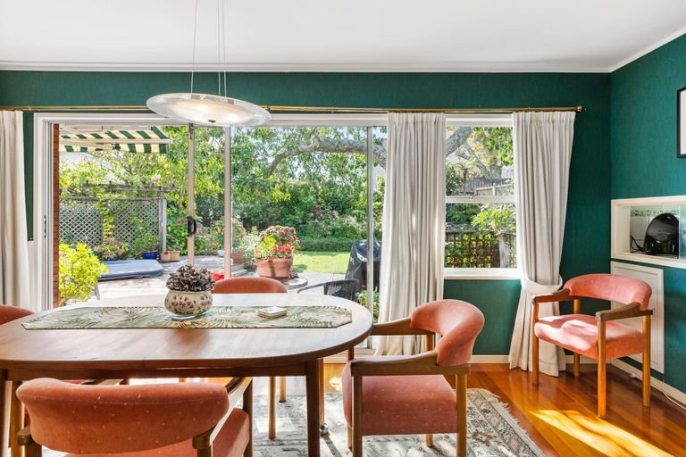 Photo of property in 1/8 Meadway, Sunnyhills, Auckland, 2010