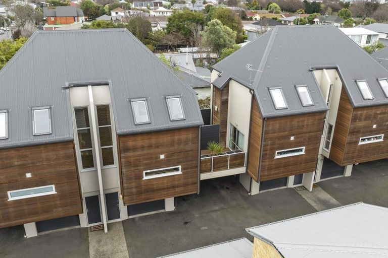 Photo of property in 2/63 Burke Street, Addington, Christchurch, 8024