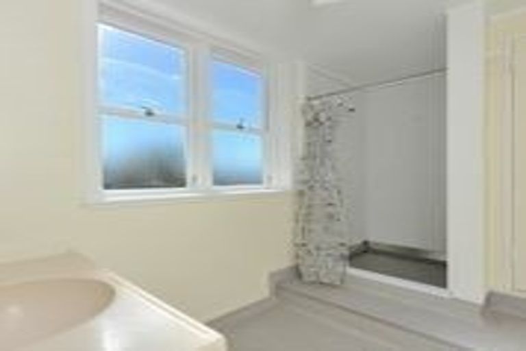 Photo of property in 3a Boyd Terrace, Newtown, Wellington, 6021
