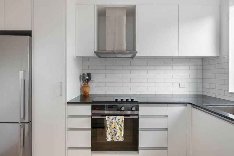 Photo of property in 23 Paeroa Street, Newtown, Wellington, 6021