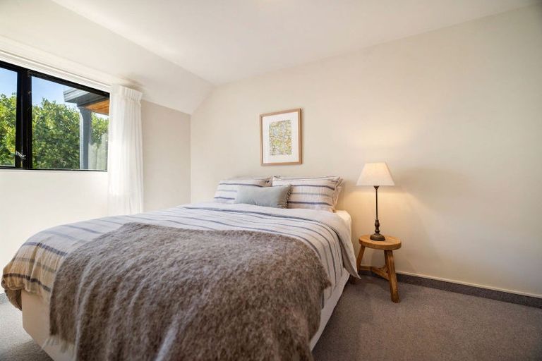 Photo of property in 14 Suffolk Street, Arrowtown, 9302