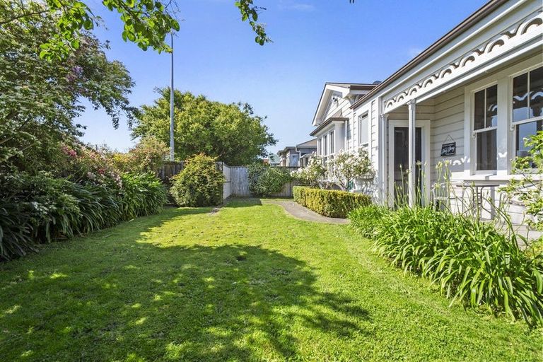 Photo of property in 18 Bourke Street, Palmerston North, 4410