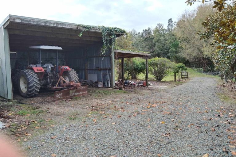 Photo of property in 11 Te Pahi River Drive, Paparoa, Maungaturoto, 0583